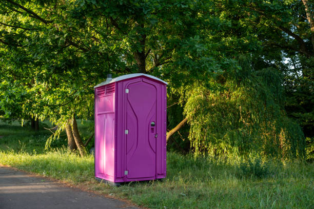 Best Standard Portable Toilet Rental in Linn, MO